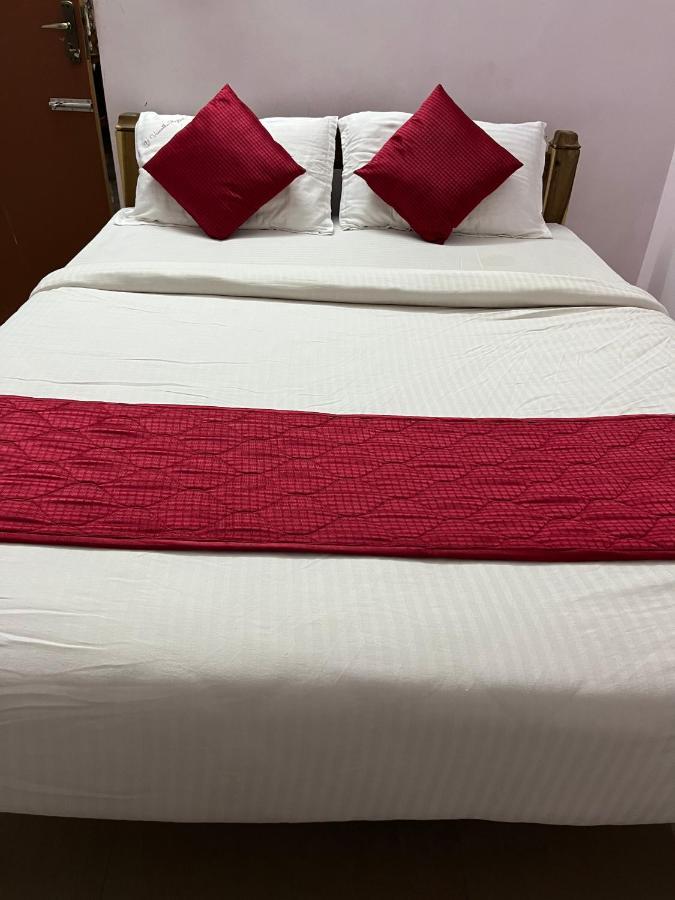 Tulip Villa 3Bhk 2Bhk And 1Bhk Located Near Chunnambar Boat House And Paradise Beach Purnankuppam Exterior photo