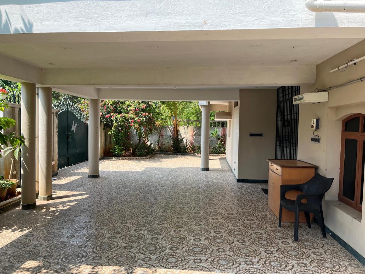 Tulip Villa 3Bhk 2Bhk And 1Bhk Located Near Chunnambar Boat House And Paradise Beach Purnankuppam Exterior photo